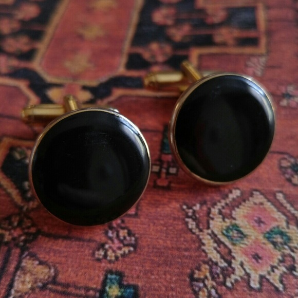 Vintage Other - Vintage black enamel cuff links gold tone mens